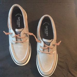 Sperry top-sider with memory foam.